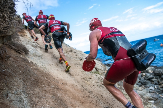 Racing the first Swimrun ÖTILLÖ Catalina