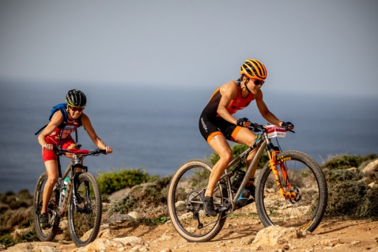 Hot riding conditions in Malta