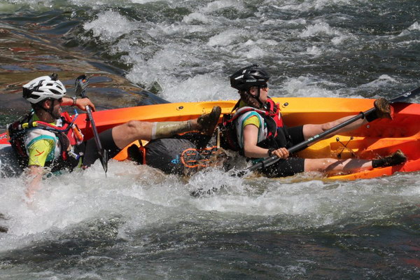 Team Yeti capsize at the start of the paddle