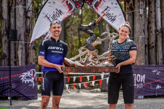 Race winners Karen Hill and John Odams