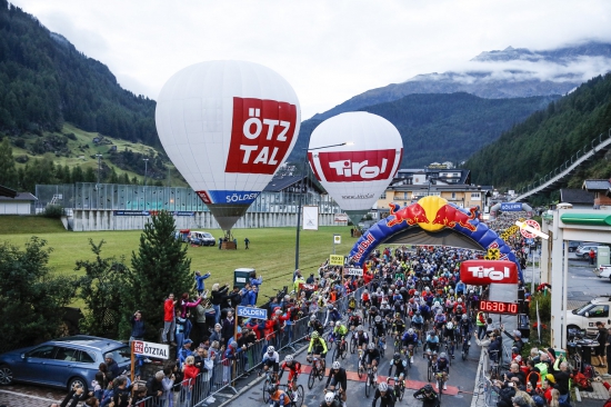 The start of 41st Ötztal Cycling Marathon