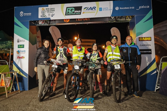 Team FMR on the finish line Team FMR on the finish line